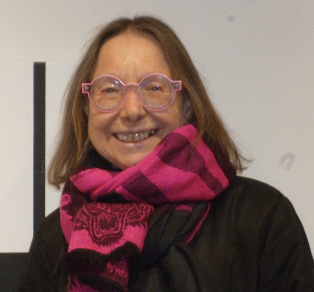 Mireille Martin dans son atelier
